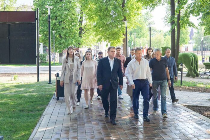 В Подольске продолжается реконструкция парка Талалихина В Подольске продолжается реконструкция парка Талалихина