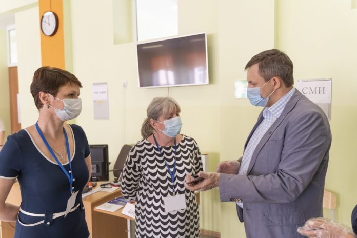 Представители Общественной палаты Подмосковья осуществляют контроль за ходом голосования в Большом Подольске Представители Общественной палаты Подмосковья осуществляют контроль за ходом голосования в Большом Подольске