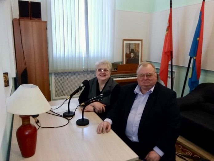 Александр Дюбанов рассказал журналистам Медиацентра о работе культурного центра Дубровицы Александр Дюбанов рассказал журналистам Медиацентра о работе культурного центра Дубровицы