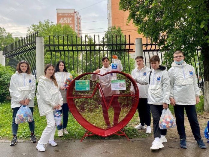 Контейнер для сбора пластиковых крышек установлен в парке им. Талалихина Контейнер для сбора пластиковых крышек установлен в парке им. Талалихина