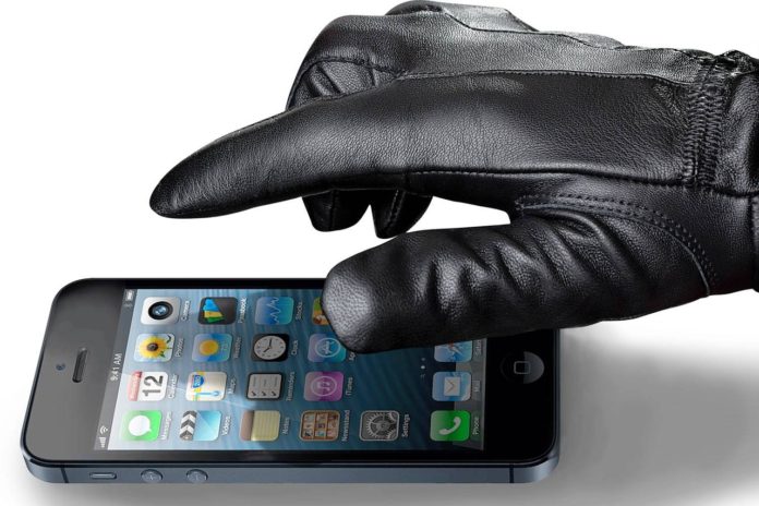 В Подольске силами полиции задержан подозреваемый в краже мобильного телефона В Подольске силами полиции задержан подозреваемый в краже мобильного телефона