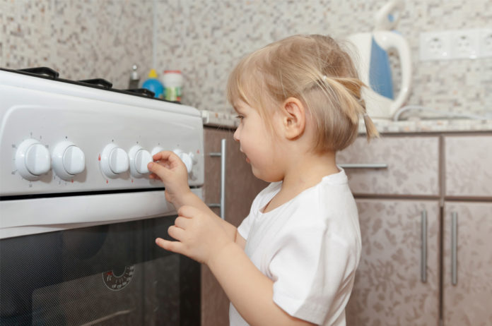 Внимание! Если ребенок один дома