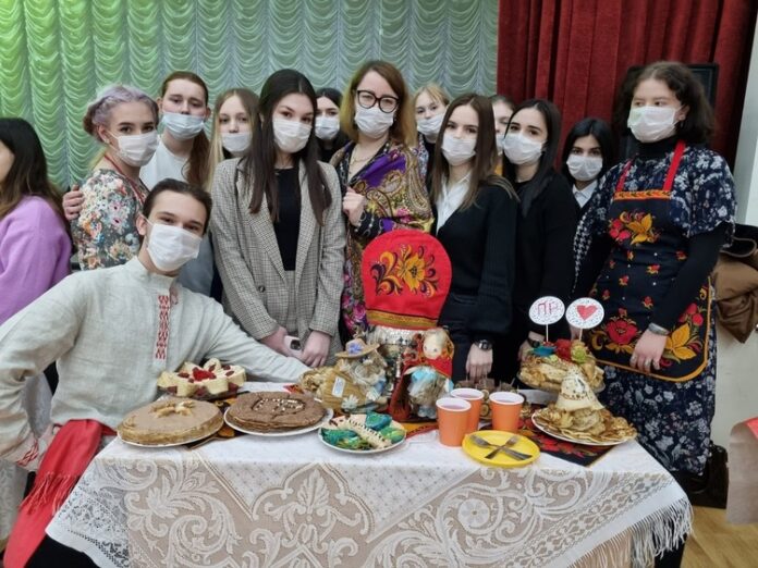 Конкурс «Масленичные посиделки»  прошел в институте сервисных технологий РГУТИС Конкурс «Масленичные посиделки»  прошел в институте сервисных технологий РГУТИС