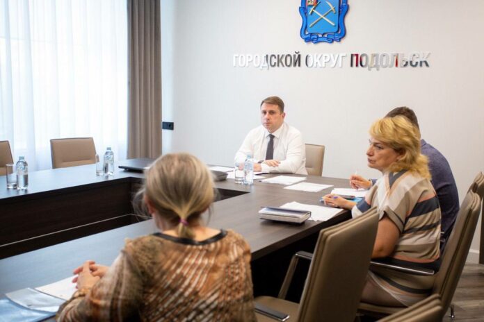 Дмитрий Жариков провел традиционный прием жителей Подольска по личным вопросам