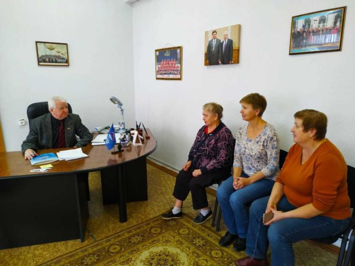 Тематический прием граждан по партийному проекту «Старшее поколение» Тематический прием граждан по партийному проекту «Старшее поколение»