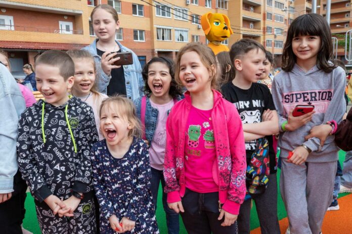 В Большом Подольске открыли новые детские площадки