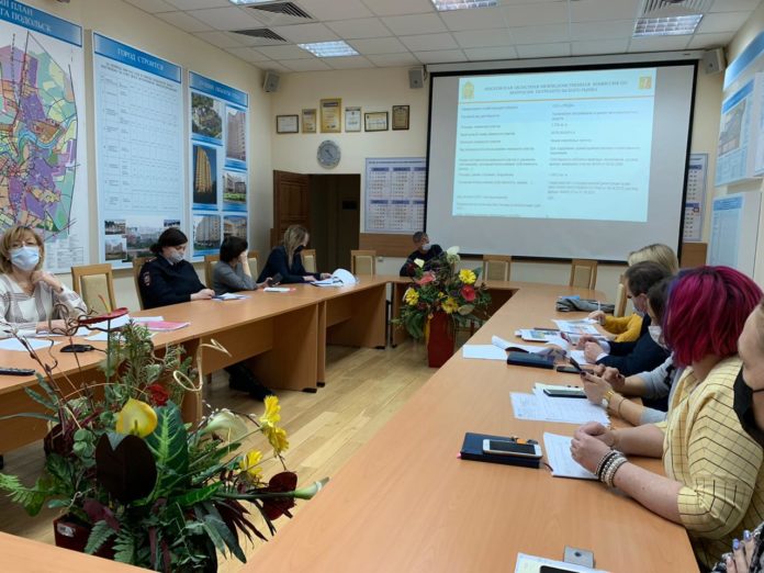 Заседание межведомственной комиссии по вопросам потребительского рынка состоялось в администрации Заседание межведомственной комиссии по вопросам потребительского рынка состоялось в администрации