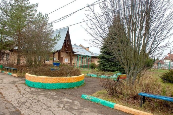 В микрорайоне Львовский появится современное покрытие на теннисном корте и универсальной спортивной площадке в... В микрорайоне Львовский появится современное покрытие на теннисном корте и универсальной спортивной площадке в...