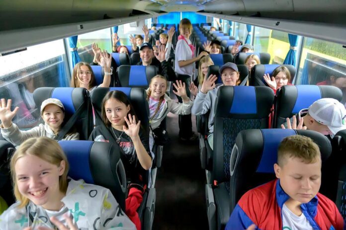 «Морское приключение» для 320 детей подготовили в ДЮОЦ «Родина»