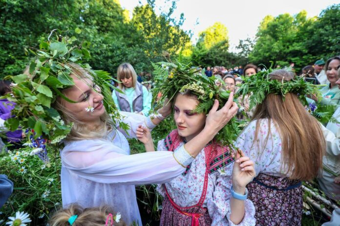 «Купальский вечер» вызвал живой отклик у подольчан «Купальский вечер» вызвал живой отклик у подольчан