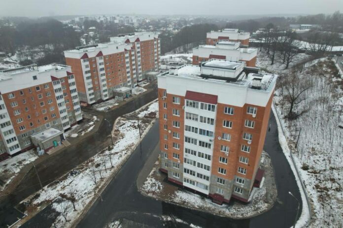 На совещании в администрации обсудили ход выполнения работ на проблемных жилых объектах Подольска и... На совещании в администрации обсудили ход выполнения работ на проблемных жилых объектах Подольска и...