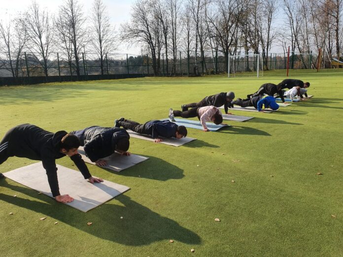 Военно-спортивные сборы подольских юнармейцев состоялись в лагере «Мечта» Военно-спортивные сборы подольских юнармейцев состоялись в лагере «Мечта»