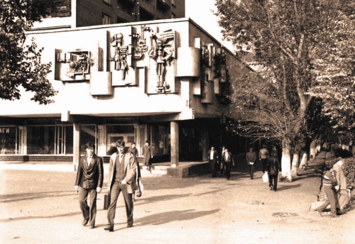 А будет ли Дом книги? А будет ли Дом книги?