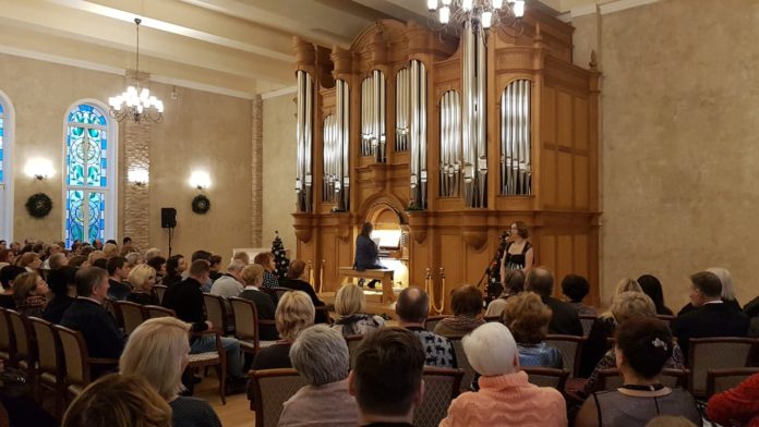 В органном зале Культурно-просветительского центра «Дубровицы» состоялся концерт «Бах. Маленькая органная книжечка»