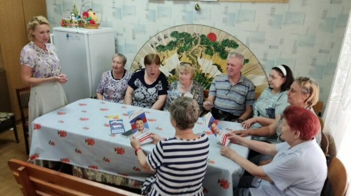 Депутат Горсовета встретилась с избирателями микрорайона Шепчинки Депутат Горсовета встретилась с избирателями микрорайона Шепчинки