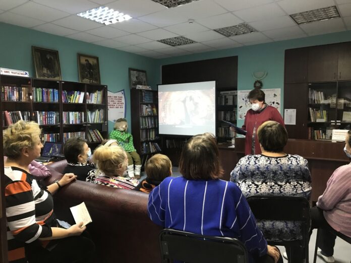 В подольской библиотеке № 20 прошел музыкально-литературный час «Материнское счастье» В подольской библиотеке № 20 прошел музыкально-литературный час «Материнское счастье»