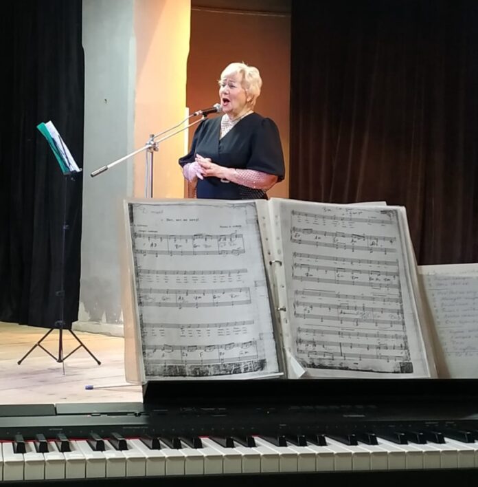 Концерт Заслуженной артистки РФ Татьяны Николаевой состоялся в ДК ЗИО