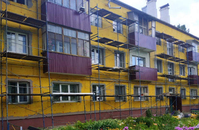 В Городском округе Подольск по плану капремонта утеплят фасады на 10 домах В Городском округе Подольск по плану капремонта утеплят фасады на 10 домах