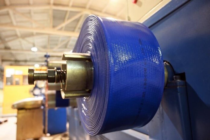 Выпуск трехдюймовых рукавов ПОЛИФЛЭТ начала группа ПОЛИПЛАСТИК Выпуск трехдюймовых рукавов ПОЛИФЛЭТ начала группа ПОЛИПЛАСТИК