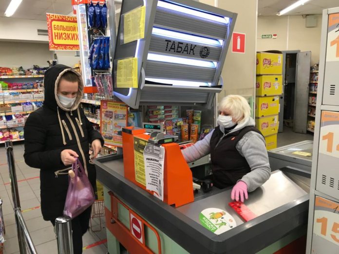 Около 20 объектов розничной торговли на предмет соблюдения санитарных норм проверили в микрорайоне Заречный-1...