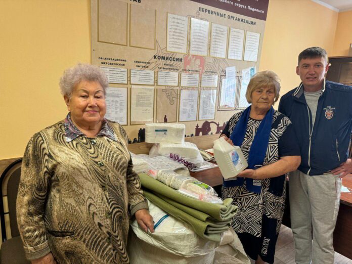 Совету ветеранов передали материалы для изготовления комплектов армейского душа Совету ветеранов передали материалы для изготовления комплектов армейского душа