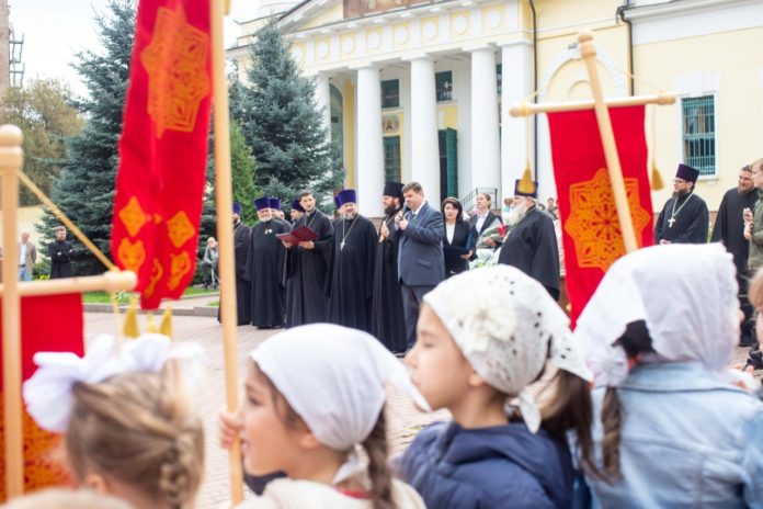 Воскресная школа при Троицком кафедральном соборе отмечает свое  30-летие