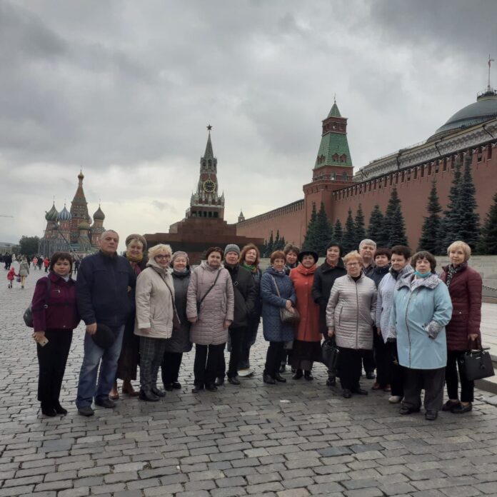 Уникальную экскурсию в Алмазный фонд совершила группа проекта “Активное долголетие” из СДК “Молодежный” 25... Уникальную экскурсию в Алмазный фонд совершила группа проекта “Активное долголетие” из СДК “Молодежный” 25...