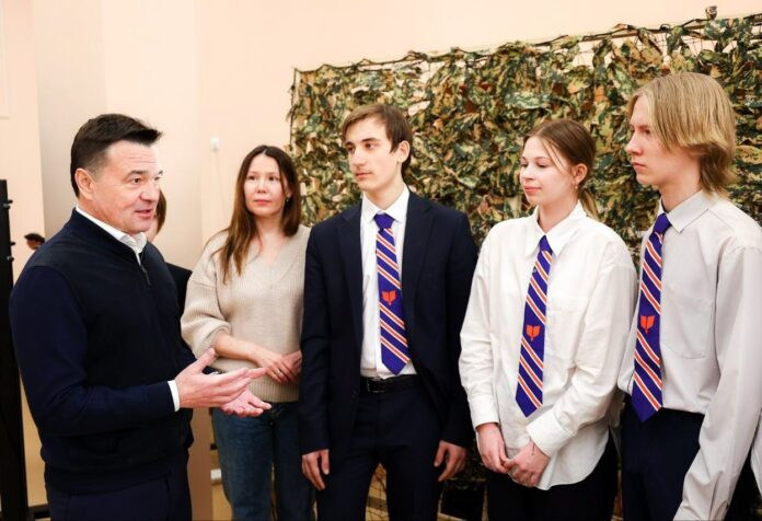 Губернатор поблагодарил гимназию имени Подольских курсантов за участие в «Неделе добрых дел» Губернатор поблагодарил гимназию имени Подольских курсантов за участие в «Неделе добрых дел»