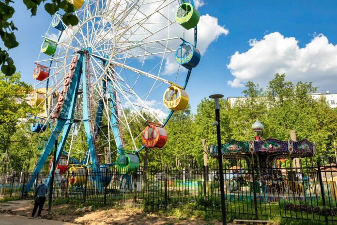 Льготные билеты на аттракционы в парке Талалихина доступны шесть дней в неделю