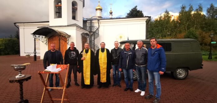 Поисковиков из горокруга Подольск благословили в Воскресенском храме