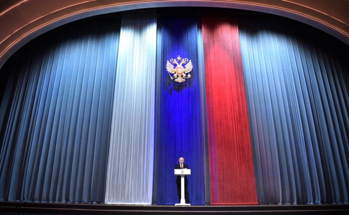 Владимир Путин поздравил военных и ветеранов с 23 февраля Владимир Путин поздравил военных и ветеранов с 23 февраля