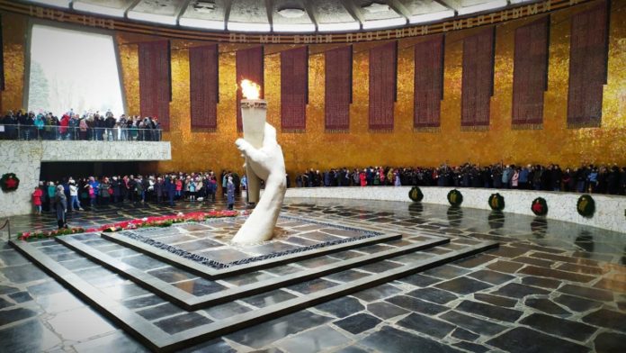 Волгоград посетили ученики, педагоги и родители Гимназии имени Подольских курсантов