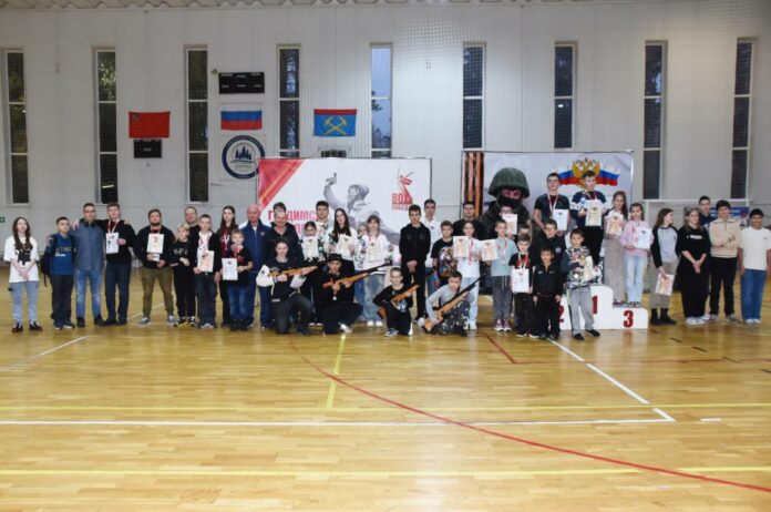 Сезон  спортивной пулевой стрельбы в Подольске открыли с новыми высокоточными винтовками Сезон  спортивной пулевой стрельбы в Подольске открыли с новыми высокоточными винтовками