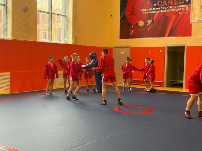 Вводное занятие «Самбо в школу» состоялось на Гривно