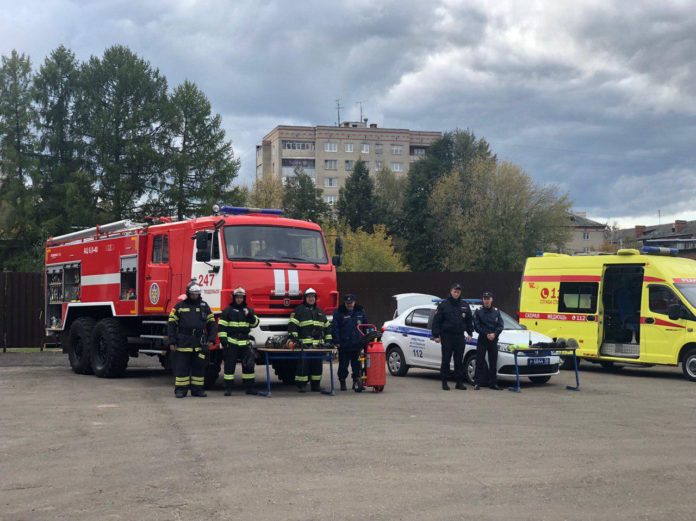 Представители СМИ Подмосковья познакомились с работой региональной Системы-112 в Центре вызовов в Подольске