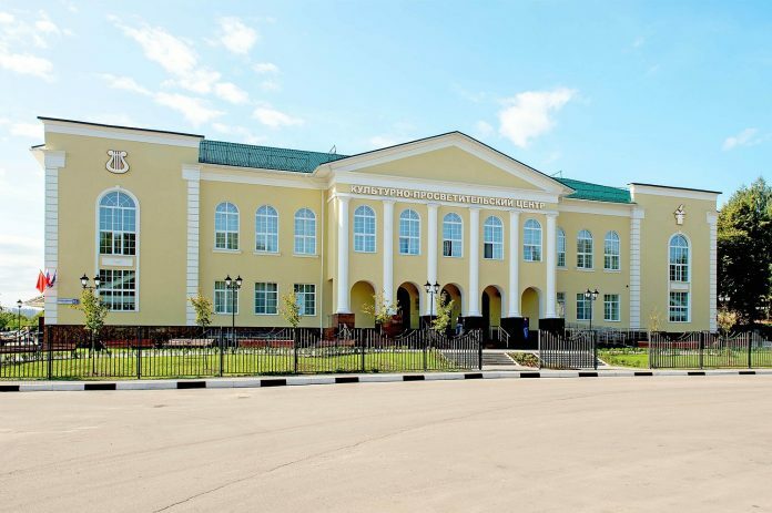 По итогам независимой оценки качества условий оказания услуг учреждениями культуры Подмосковья КПЦ «Дубровицы» является... По итогам независимой оценки качества условий оказания услуг учреждениями культуры Подмосковья КПЦ «Дубровицы» является...