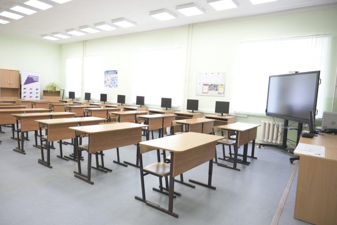 Проверка готовности школ и детских садов Большого Подольска к предстоящему учебному году Проверка готовности школ и детских садов Большого Подольска к предстоящему учебному году