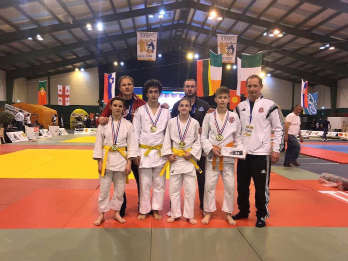 Два золота и две бронзы завоевали подольские дзюдоисты во Франции