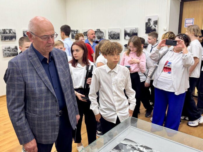 Фотограф Павел Штыренко представил экспозицию, опалённую войной