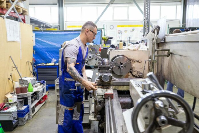 Дмитрий Жариков посетил компанию «Орторент» Дмитрий Жариков посетил компанию «Орторент»