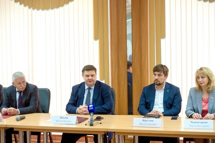 Николай Пестов провёл встречу с участниками предварительного голосования партии «Единая Россия» Николай Пестов провёл встречу с участниками предварительного голосования партии «Единая Россия»