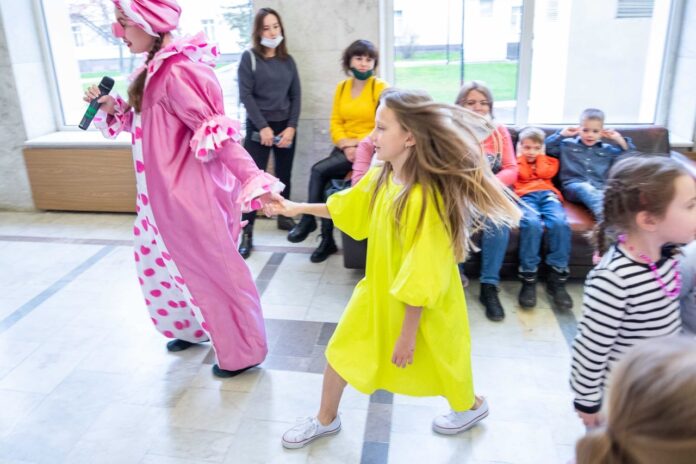 В ДК «Октябрь» прошло мероприятие в рамках проекта «Всей семьей во Дворец»