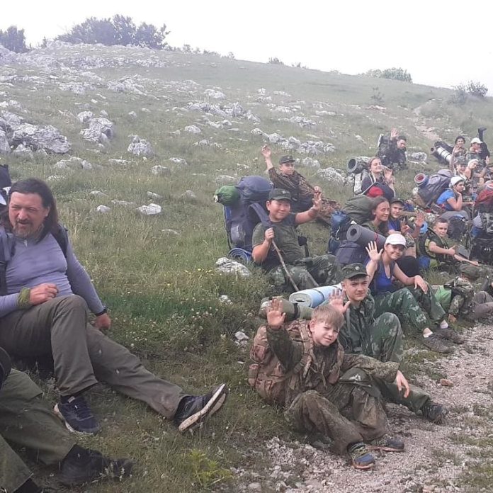 Пеший 56-километровый поход в Крыму совершили юные подольчане Пеший 56-километровый поход в Крыму совершили юные подольчане