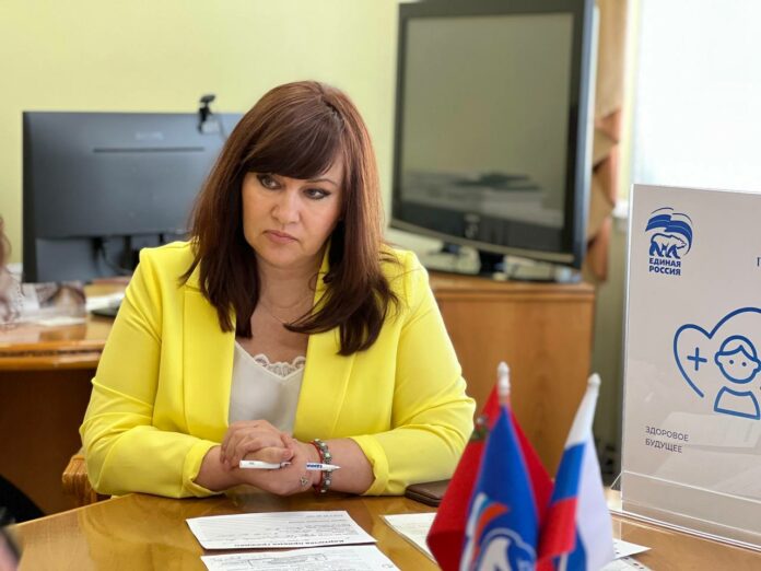 В Подольске провели прием граждан по вопросам организации летнего отдыха детей 