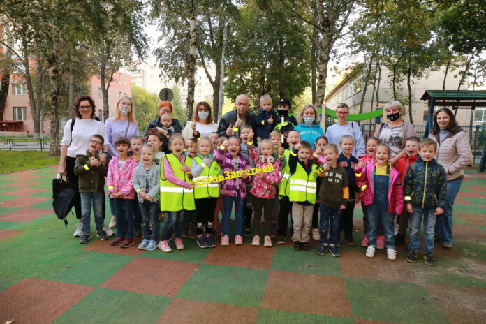 В Городском округе Подольск автоинспекторы организовали акцию «Безопасный двор»