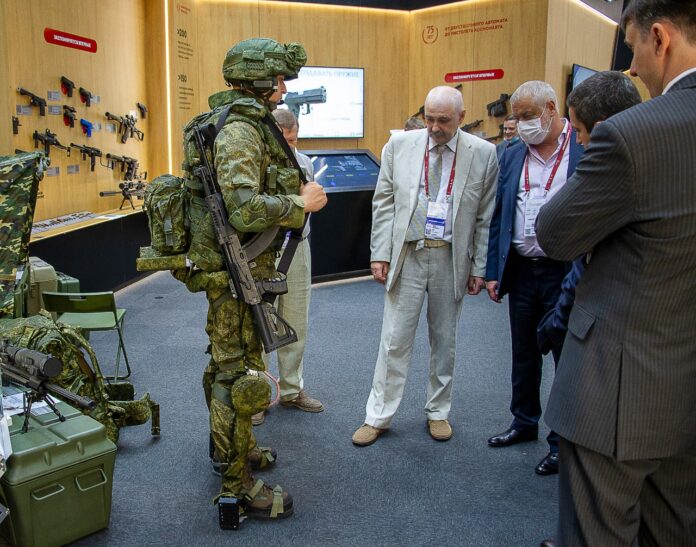 Экспозиции АО «ЦНИИТОЧМАШ» на форуме «Армия-2020» вызывают большой интерес у иностранных делегаций