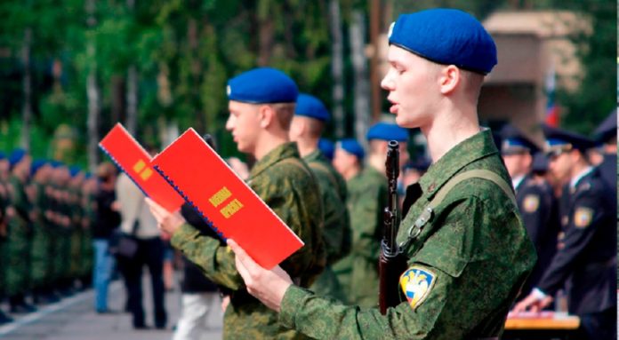 Призовут – мы не потужим, Родине послужим!