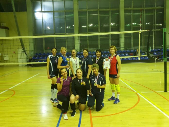 В Подольске прошли соревнования среди женских команд по волейболу