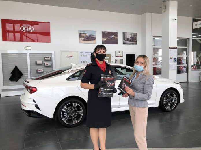 В рамках социального раунда «Трезвый водитель» с водителями провели профилактические беседы в Подольске В рамках социального раунда «Трезвый водитель» с водителями провели профилактические беседы в Подольске