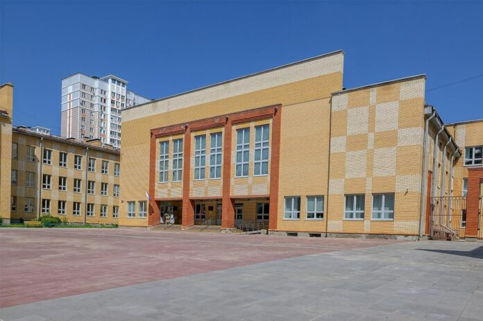 В Подольске 1 сентября за парты сядут почти 48 тысяч школьников В Подольске 1 сентября за парты сядут почти 48 тысяч школьников